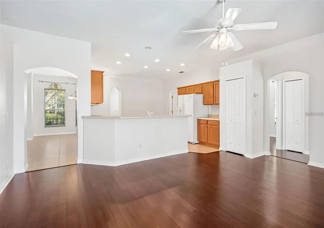 Photo 4 of Single family home for sale at 9651 Old Marsh Ct, Orlando, FL 32832 | MLS# R4911036 | Listing updated on 2026-08-21