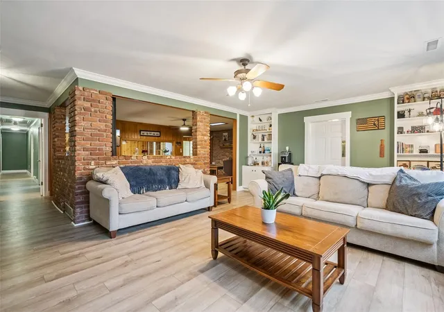 2nd image of 1000 Boylston St, Leesburg, FL 34748 | MLS# G5110902