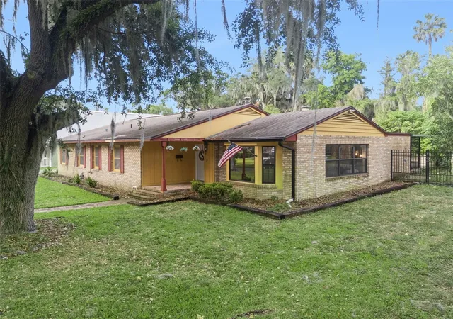 45th image of 1000 Boylston St, Leesburg, FL 34748 | MLS# G5110902