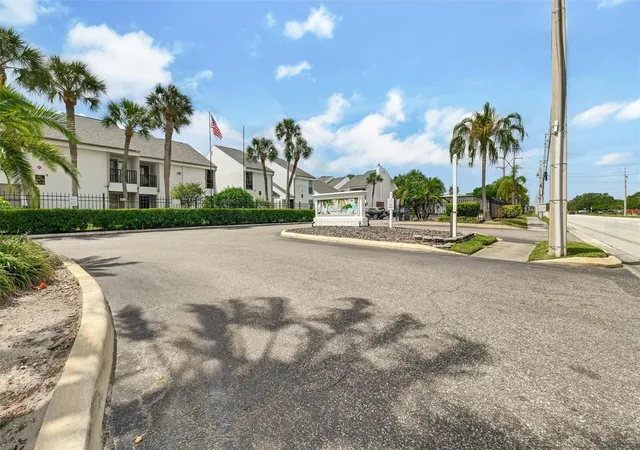 43rd image of 704 Haven Pl #704, Tarpon Springs, FL 34689 | MLS# TB8496712