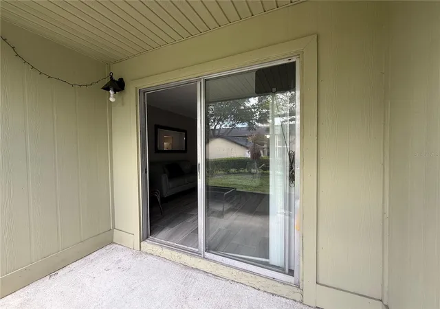 Homes for sale in Altamonte Springs, FL | 950 Lake Destiny Road, Altamonte Springs, FL 32714 | Houzeo