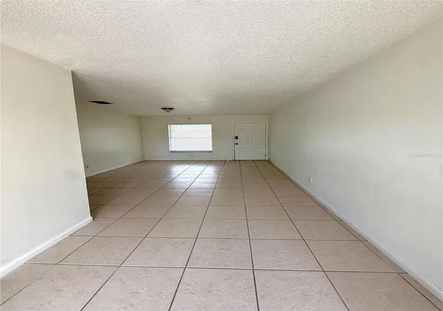 5th image of 2800 E 113Th Ave #B4, Tampa, FL 33612 | MLS# O6398353