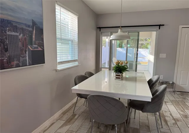 Photo 4 of Single family home for sale at 118 Hurst Ct, Deland, FL 32724 | MLS# O6398360 | Listing updated on 2026-08-22
