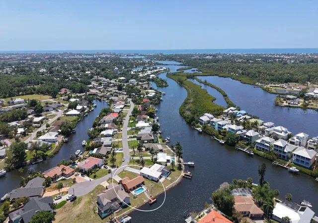 2nd image of 723 Portia St N, Nokomis, FL 34275 | MLS# N6143875