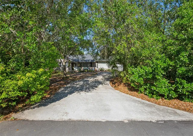 3rd image of 804 Woodruff Ave, Clearwater, FL 33756 | MLS# TB8496772