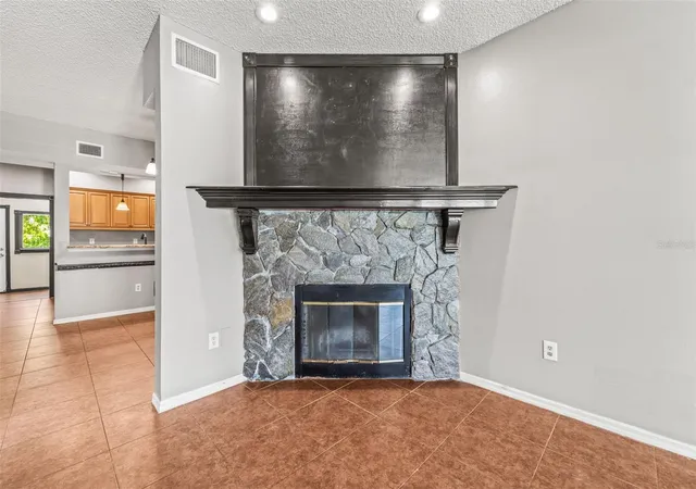 5th image of 312 Winchester Wy, Palm Harbor, FL 34684 | MLS# C7524715