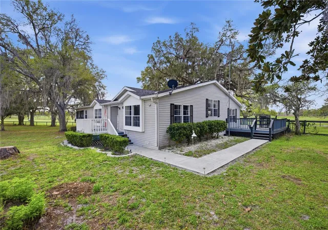 2nd image of 18850 Se 12th Ln, Williston, FL 32696 | MLS# OM722612