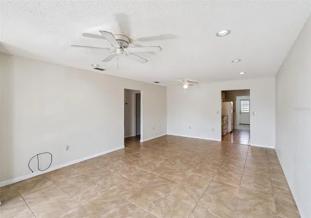 Homes for sale in Tavares, FL | 30213 Tavares Ridge Blvd #30213, Tavares, FL 32778 | MLS# O6398431