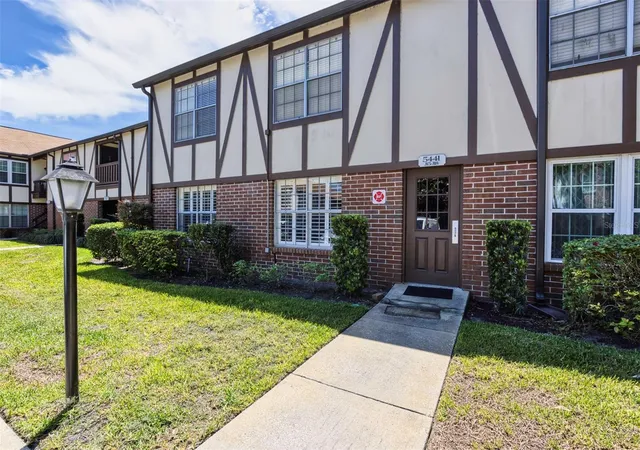 3rd image of 5441 Hansel Ave #J15, Orlando, FL 32809 | MLS# O6398432