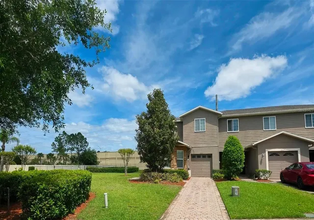 Photo 3 of Townhouse for sale at 1861 Chatham Pl Dr, Orlando, FL 32824 | MLS# O6398435 | Listing updated on 2026-08-23