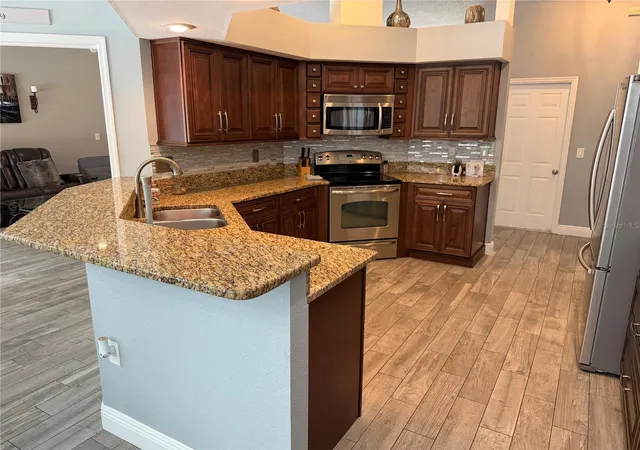 5th image of 1616 Kinsmere Dr, Trinity, FL 34655 | MLS# W7884771