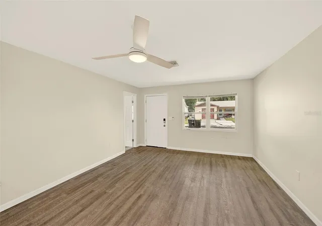 Homes for sale in Lakeland, FL | 1220 Waterview Blvd W, Lakeland, FL 33801 | MLS# TB8496849