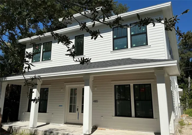 Photo 3 of Single family home for sale at 485 11th Avenue N, Saint Petersburg, FL 33701 | MLS# TB8496850 | Listing updated on 2026-10-22