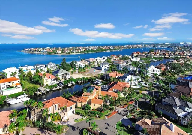 26th image of 962 Symphony Isles Blvd, Apollo Beach, FL 33572 | MLS# OM722629