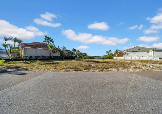 3rd image of 962 Symphony Isles Blvd, Apollo Beach, FL 33572 | MLS# OM722629