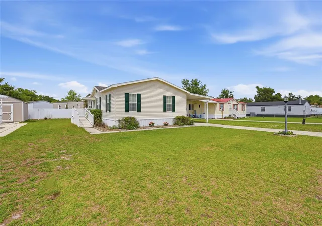 3rd image of 373 Dolores Blvd, Deland, FL 32724 | MLS# V4948467