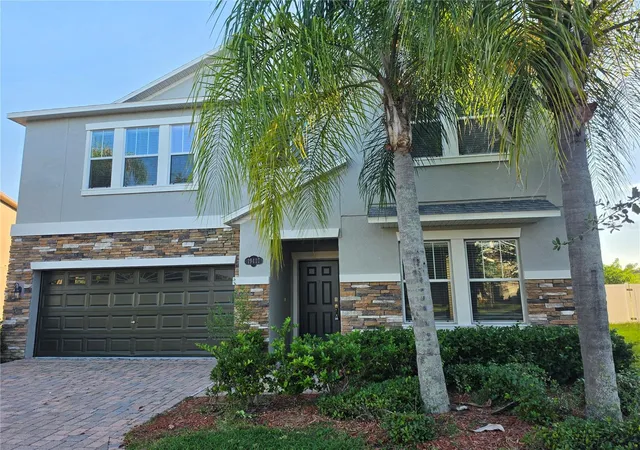 Photo 2 of Single family home for sale at 19417 Paddock View Dr, Tampa, FL 33647 | MLS# TB8496889 | Listing updated on 2026-10-05