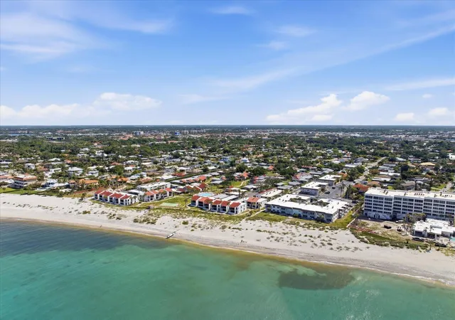 3rd image of 500 Park Blvd S #106, Venice, FL 34285 | MLS# N6143882