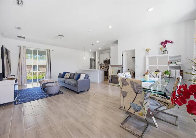 Photo 3 of Single family home for sale at 4411 Sw 132nd Place, Ocala, FL 34473 | MLS# OM722645 | Listing updated on 2026-09-26