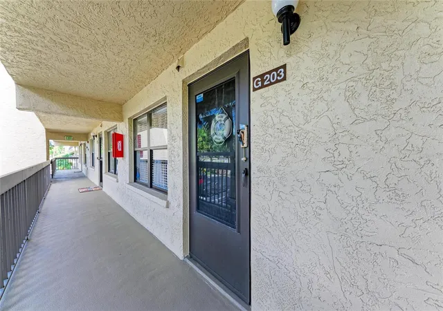 Photo 4 of Condo for sale at 625 30th Avenue W #G203, Bradenton, FL 34205 | MLS# A4689781 | Listing updated on 2026-07-30