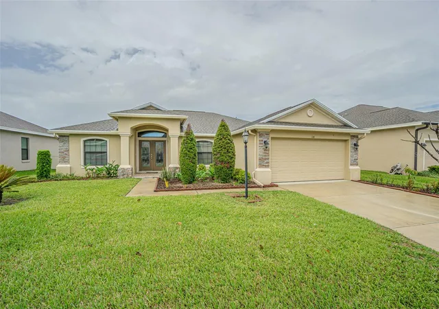 3rd image of 1311 Evergreen Park Cir, Lakeland, FL 33813 | MLS# TB8496948