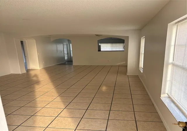 Listing Photo 4 - Condo for sale in building located at 13301 Fairway Gln Dr, Orlando, FL 32824 - Unit #104