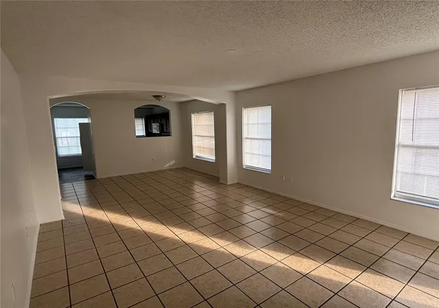 Listing Photo 5 - Condo for sale in building located at 13301 Fairway Gln Dr, Orlando, FL 32824 - Unit #104