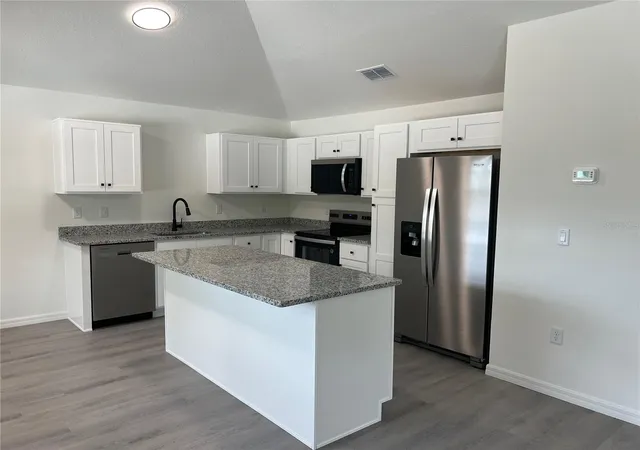 3rd image of 14173 Sw 60Th Terrace, Ocala, FL 34473 | MLS# O6398562