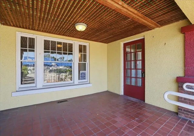 Photo 3 of Mansion for sale at 337 8th Avenue W, Palmetto, FL 34221 | MLS# A4689794 | Listing updated on 2026-07-31
