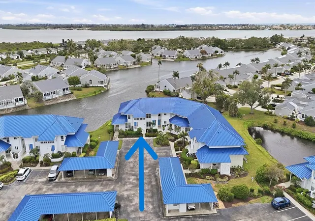 Photo 2 of Condo for sale at 972 Sandpiper Cir #972, Bradenton, FL 34209 | MLS# A4689807 | Listing updated on 2026-09-05