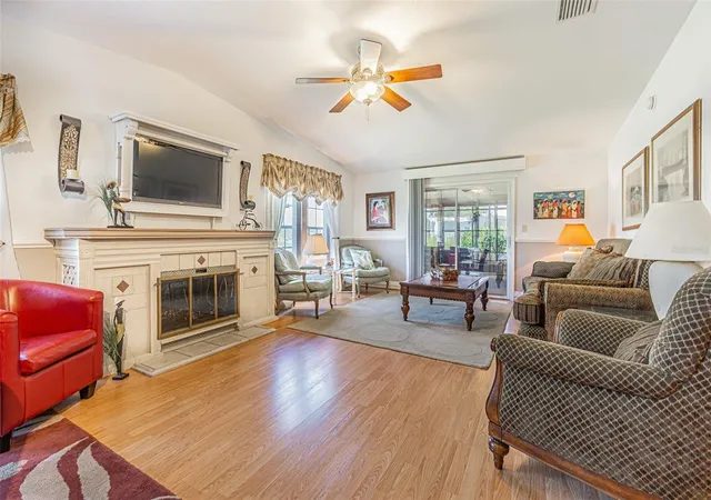 Photo 4 of Manufactured home for sale at 37627 Lorena Ave, Zephyrhills, FL 33541 | MLS# TB8497011 | Listing updated on 2026-08-03