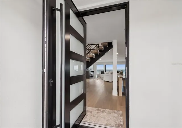 4th image of 930 Eldorado Ave, Clearwater Beach, FL 33767 | MLS# TB8497025