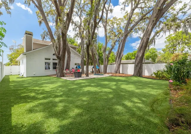 4th image of 901 Virginia Ave, Tarpon Springs, FL 34689 | MLS# TB8497027