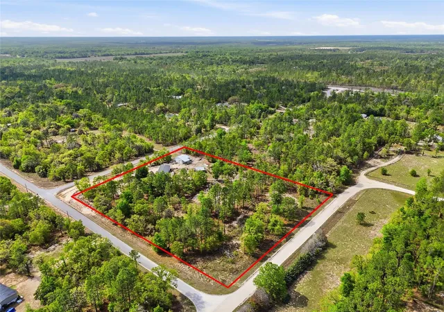 Homes for sale in High Springs, FL | 2640 Ne 74Th Ave, High Springs, FL 32643 | MLS# GC539395