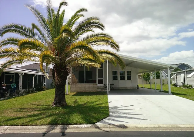 3rd image of 3205 Hickory Dr, Wesley Chapel, FL 33543 | MLS# TB8497093