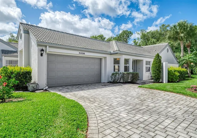 Photo 1 of Single family home for sale at 4438 Long Comn Ln #52, Sarasota, FL 34235 | MLS# A4689848 | Listing updated on 2026-09-14