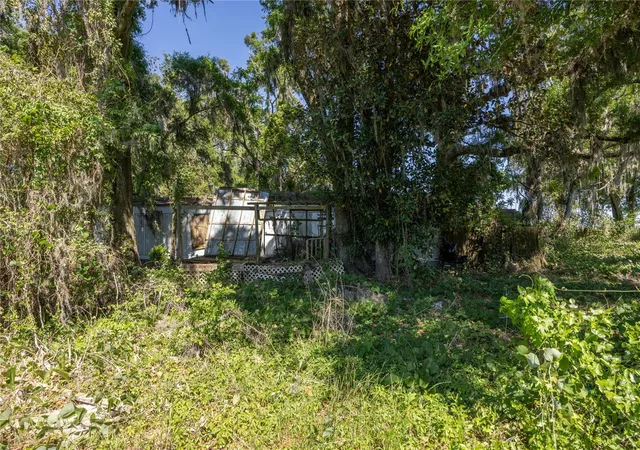 Photo 4 of Manufactured home for sale at 15611 NW 173rd Street, Alachua, FL 32615 | MLS# GC539399 | Listing updated on 2026-09-07