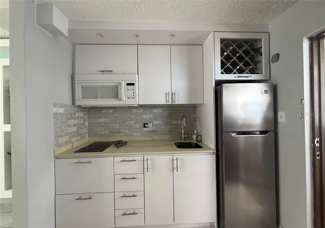 Homes for sale in Carolina, PR | Cond Golden Bch Isla Ve Isla Verde 3511 #804, Carolina, PR 00979 | MLS# PR9120567