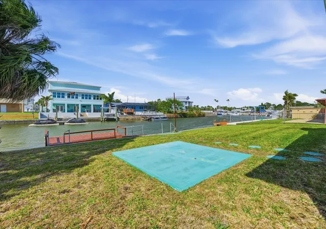 Homes for sale in Hernando Beach, FL | 4069 Gulfview Dr, Hernando Beach, FL 34607 | MLS# W7884796