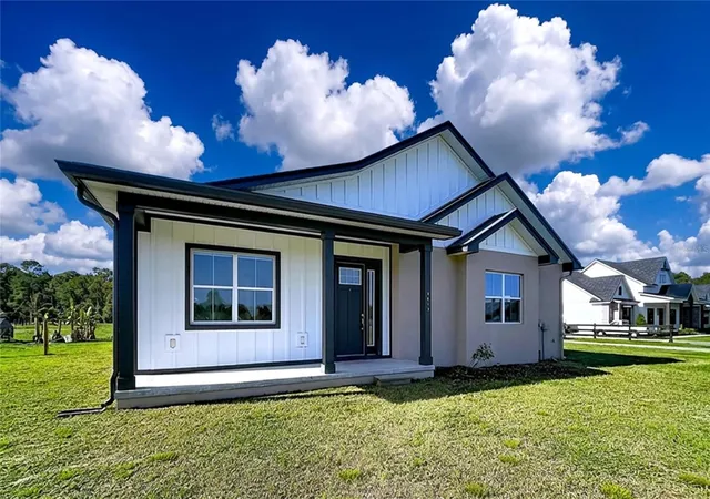 Photo 3 of Single family home for sale at 3063 English Rd, Plant City, FL 33567 | MLS# TB8497148 | Listing updated on 2026-09-24