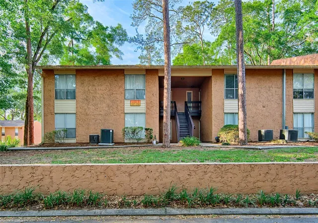 Homes for sale in Gainesville, FL | 1810 Nw 23rd Blvd #188, Gainesville, FL 32605 | MLS# GC539401