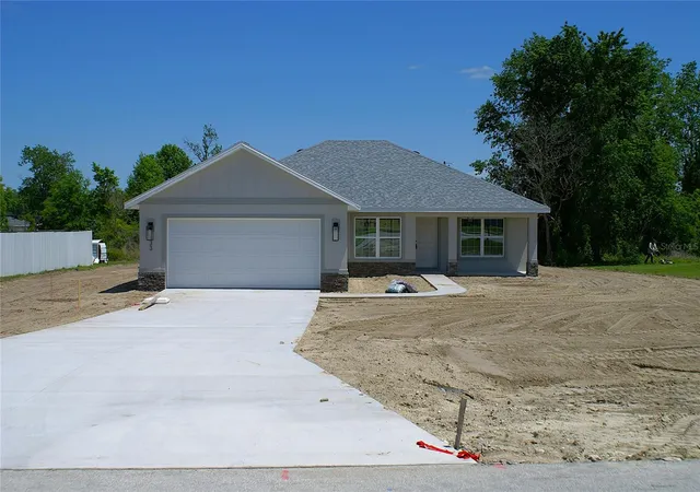 2nd image of 133 Larch Rd, Ocala, FL 34480 | MLS# OM722690