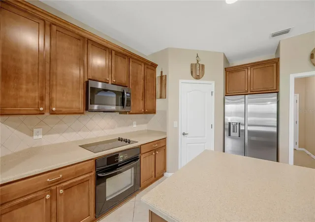 5th image of 9313 Lisbon St, Seffner, FL 33584 | MLS# TB8497197
