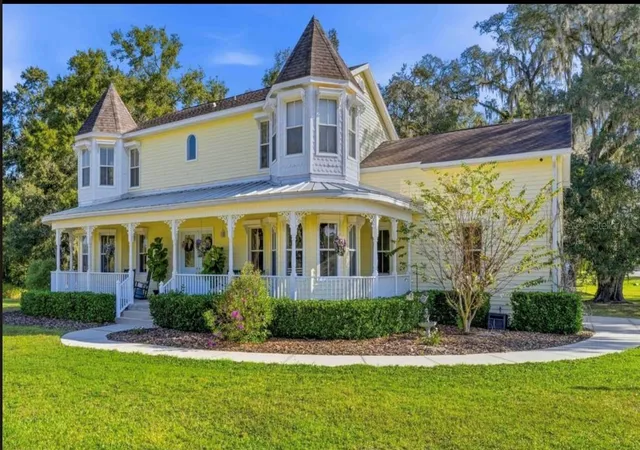Photo 1 of Single family home for sale at 23327 Eppley Dr, Brooksville, FL 34601 | MLS# TB8497218 | Listing updated on 2026-10-05