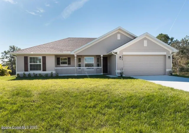 Homes for sale in Palm Coast, FL | 53 Sleepy Hollow Trail, Palm Coast, FL 32164 | MLS# FC317718