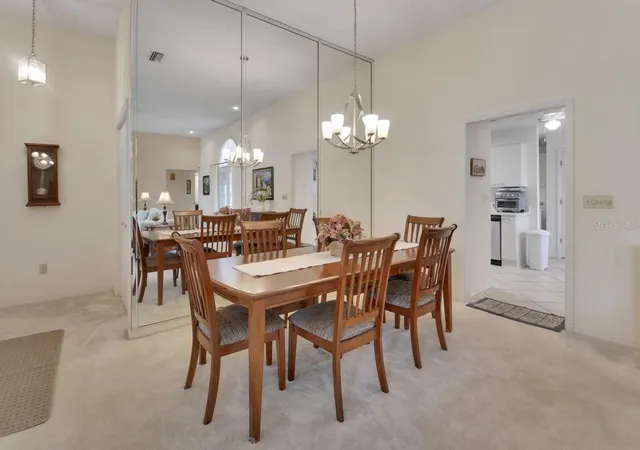 Photo 4 of House for sale at 2520 S Glen Eagles Dr, Deland, FL 32724 | MLS# V4948478 | Listing updated on 2026-09-29