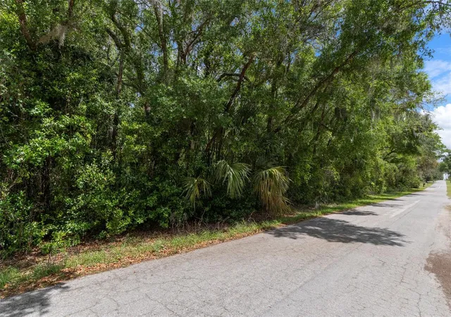 12th image of 2322 W Main St, Inverness, FL 34452 | MLS# OM722700