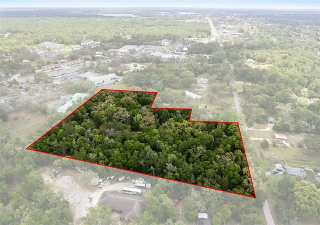 3rd image of 2322 W Main St, Inverness, FL 34452 | MLS# OM722700