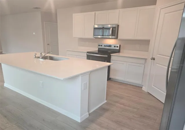 Photo 3 of Single family home for sale at 1842 Hammock Tr Dr, Parrish, FL 34219 | MLS# A4689894 | Listing updated on 2026-10-08