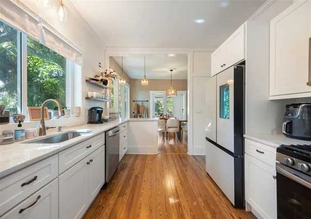 Photo 4 of Single family home for sale at 1473 Barcelona Ave, Fort Myers, FL 33901 | MLS# C7524786 | Listing updated on 2026-10-03
